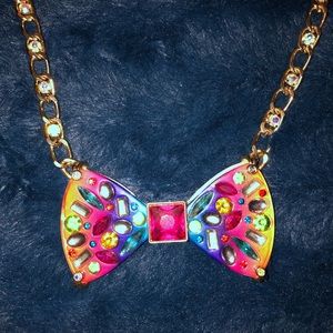 Betsey Johnson Bow Tie Necklace✨🎀✨